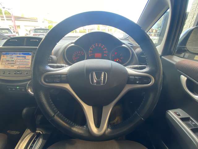 ホンダ フィット １．５ Ｘ H25年 (九州・沖縄) 99