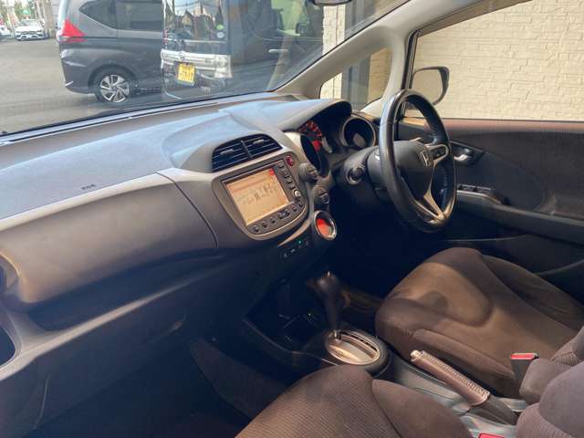 ホンダ フィット １．５ Ｘ H25年 (九州・沖縄) 99