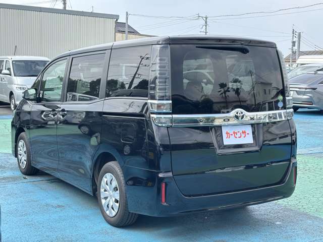 トヨタ ヴォクシー ２．０ Ｘ R1年 (九州・沖縄) 99
