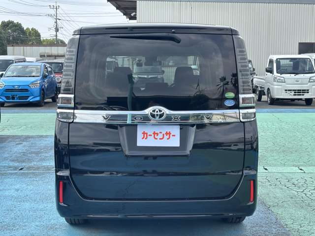 トヨタ ヴォクシー ２．０ Ｘ R1年 (九州・沖縄) 99