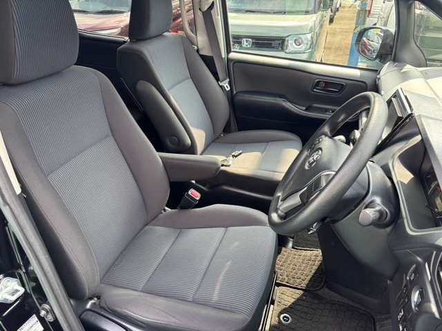 トヨタ ヴォクシー ２．０ Ｘ R1年 (九州・沖縄) 99