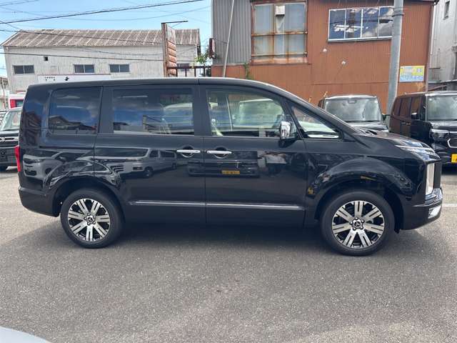 三菱 デリカ　Ｄ：５ ２．２ Ｐ ディーゼルターボ ４ＷＤ R7年 (近畿) 99