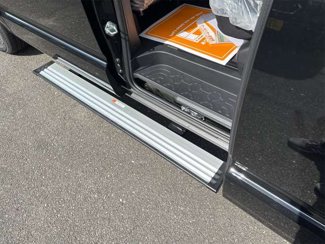 三菱 デリカ　Ｄ：５ ２．２ Ｐ ディーゼルターボ ４ＷＤ R7年 (近畿) 99