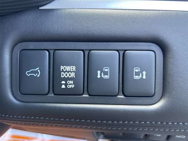 三菱 デリカ　Ｄ：５ ２．２ Ｐ ディーゼルターボ ４ＷＤ R7年 (近畿) 99