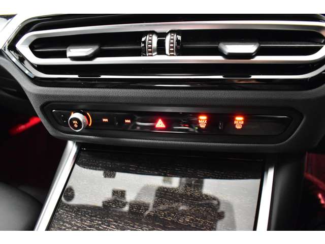 ＢＭＷ ３シリーズ ３２０ｉ　Ｍスポーツ R4年 (関東) 99