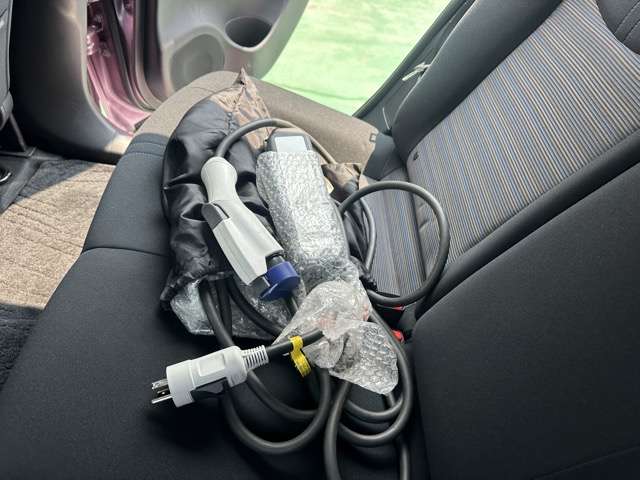 日産 リーフ Ｘ R4年 (東海) 99