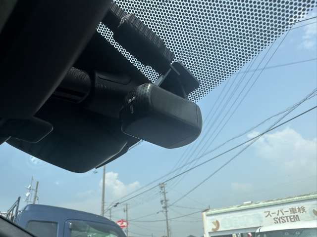 日産 リーフ Ｘ R4年 (東海) 99