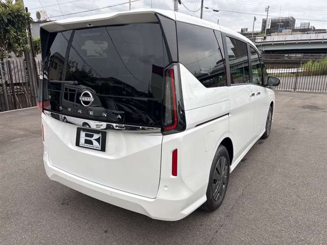 日産 セレナ ２．０ ＸＶ R7年 (近畿) 99