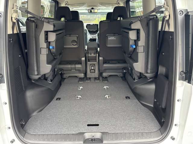 日産 セレナ ２．０ ＸＶ R7年 (近畿) 99