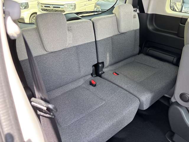 ホンダ フリード　ハイブリッド １．５ Ｅ：ＨＥＶ エアー R7年 (近畿) 99