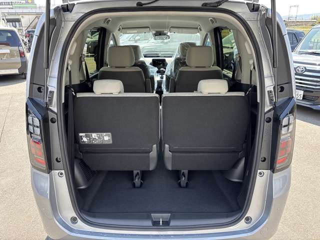 ホンダ フリード　ハイブリッド １．５ Ｅ：ＨＥＶ エアー R7年 (近畿) 99