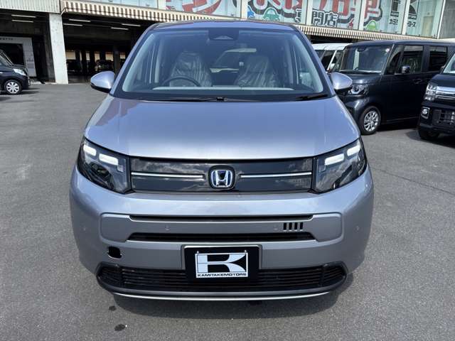 ホンダ フリード　ハイブリッド １．５ Ｅ：ＨＥＶ エアー R7年 (近畿) 99