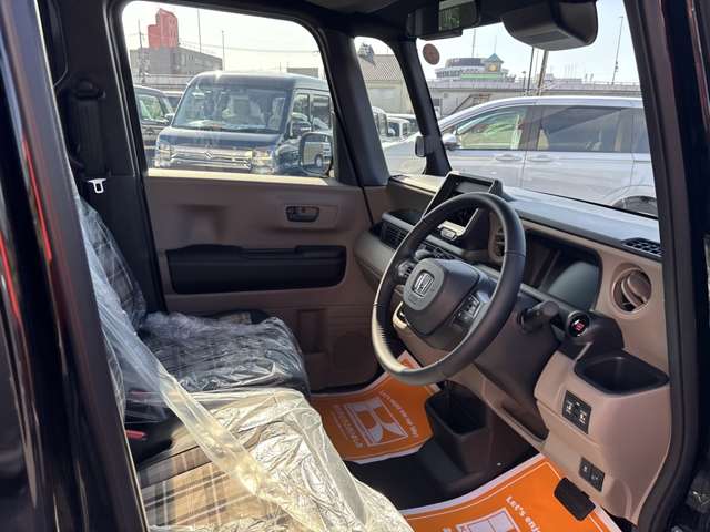 ホンダ Ｎ　ＢＯＸ ジョイ ６６０ ターボ モノトーン R7年 (近畿) 99