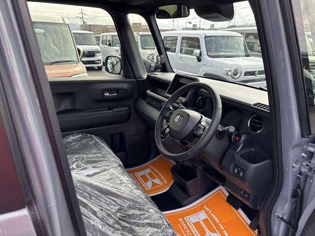 ホンダ Ｎ　ＢＯＸ カスタム ６６０ コーディネートスタイル モノトーン R6年 (近畿) 99