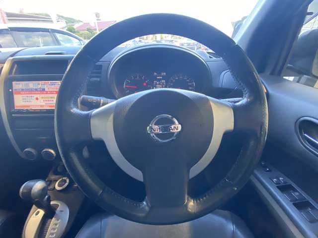 日産 エクストレイル ２．０ ２０Ｘ ４ＷＤ H25年 (九州・沖縄) 99