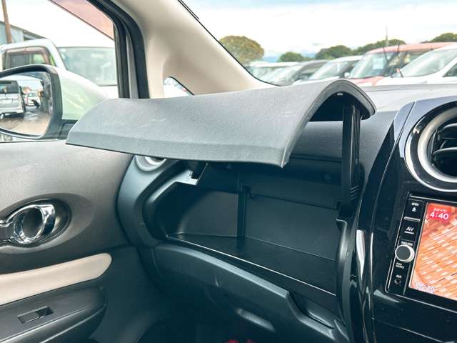 日産 ノート １．２ Ｅ－ＰＯＷＥＲ Ｘ H29年 (九州・沖縄) 99