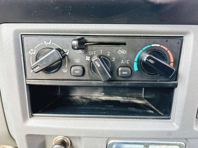 三菱 ミニキャブバン ６６０ ＣＤ H25年 (九州・沖縄) 99