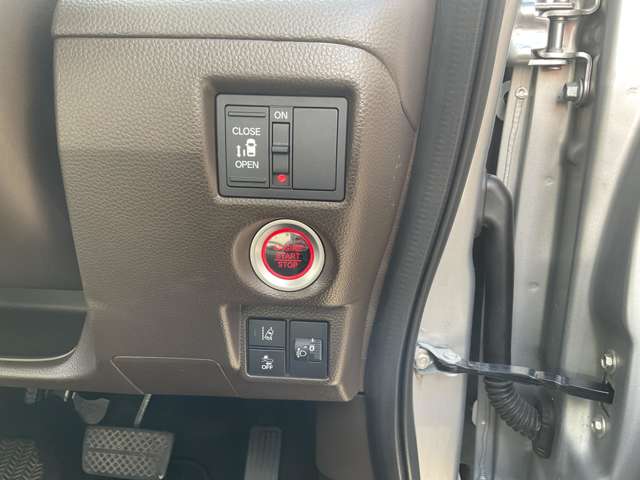 ホンダ Ｎ　ＢＯＸ ６６０ Ｌ ４ＷＤ R4年 (東北) 99