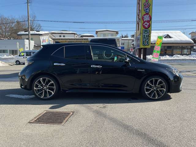 トヨタ カローラスポーツ　ハイブリッド １．８ ハイブリッド Ｇ Ｚ H30年 (東北) 99