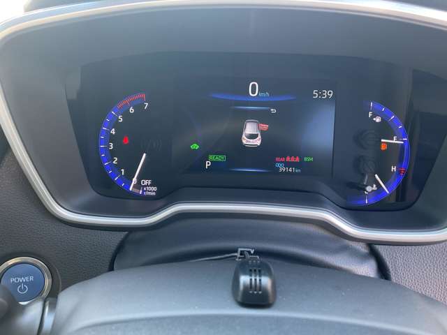 トヨタ カローラスポーツ　ハイブリッド １．８ ハイブリッド Ｇ Ｚ H30年 (東北) 99