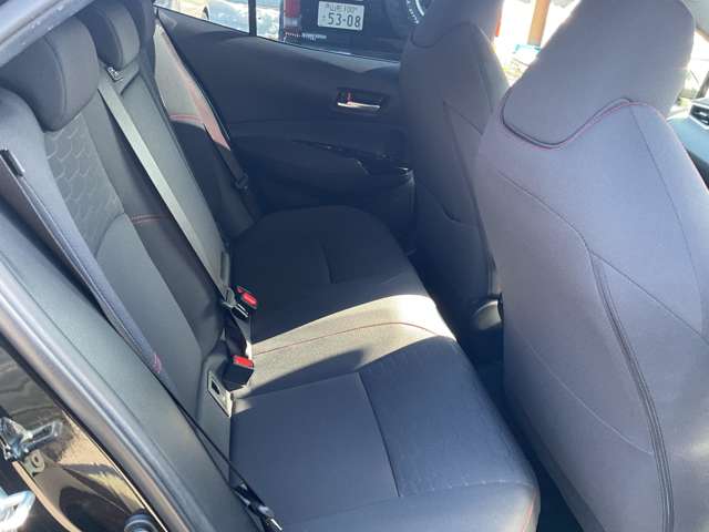 トヨタ カローラスポーツ　ハイブリッド １．８ ハイブリッド Ｇ Ｚ H30年 (東北) 99