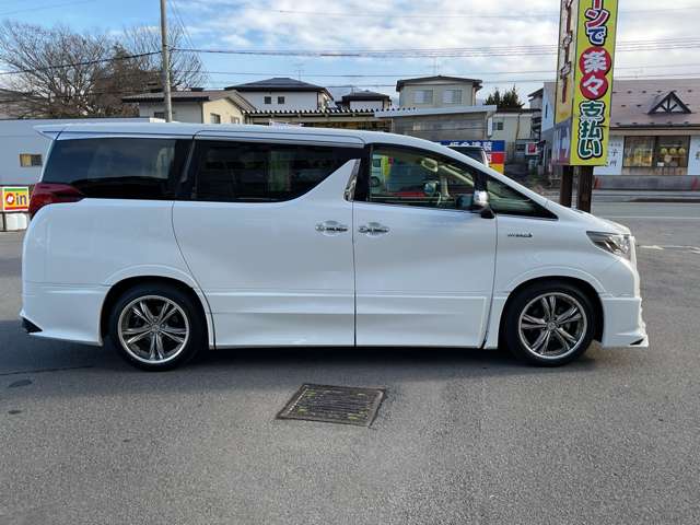 トヨタ アルファード　ハイブリッド ハイブリッド ２．５ Ｘ Ｅ－ＦＯＵＲ ４ＷＤ H28年 (東北) 99