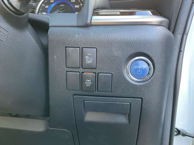 トヨタ アルファード　ハイブリッド ハイブリッド ２．５ Ｘ Ｅ－ＦＯＵＲ ４ＷＤ H28年 (東北) 99