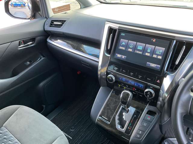 トヨタ アルファード ２．５ Ｓ H28年 (東北) 99