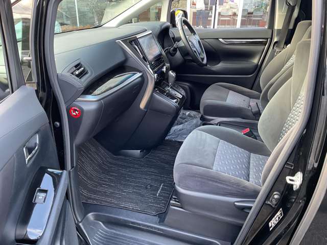 トヨタ アルファード ２．５ Ｓ H28年 (東北) 99