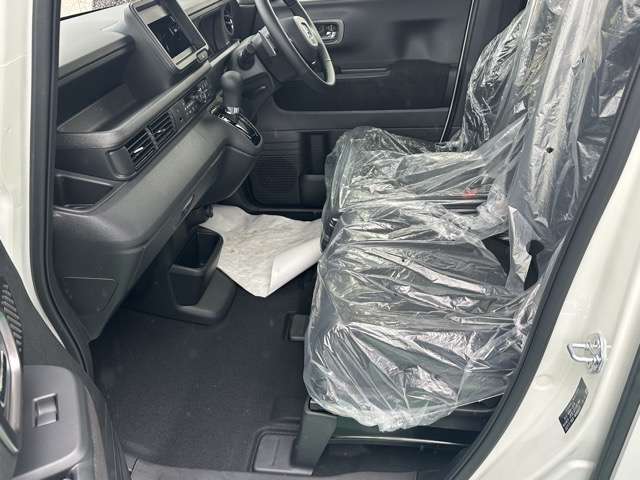 ホンダ Ｎ　ＢＯＸ カスタム ６６０ ターボ R7年 (東海) 99