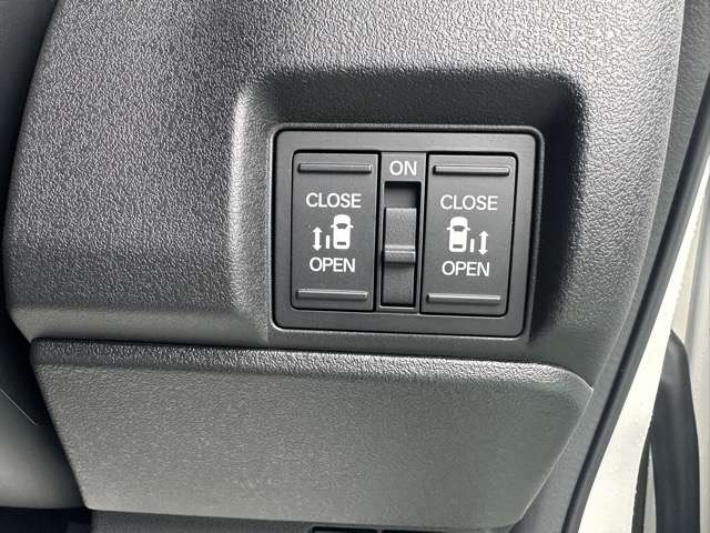 ホンダ Ｎ　ＢＯＸ カスタム ６６０ ターボ R7年 (東海) 99