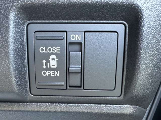 ホンダ Ｎ　ＢＯＸ カスタム ６６０ R7年 (東海) 99