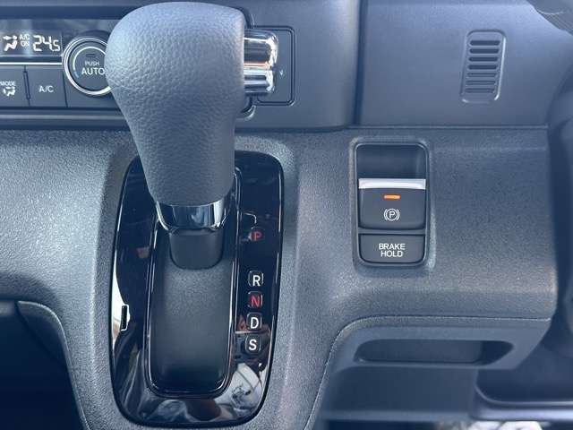 ホンダ Ｎ　ＢＯＸ カスタム ６６０ R7年 (東海) 99