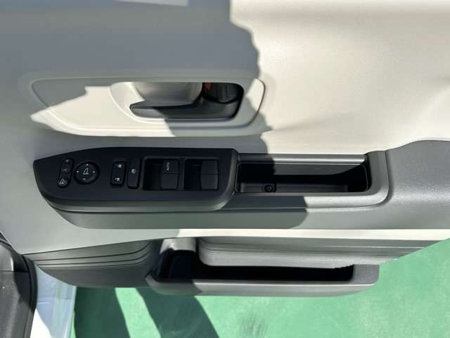 ホンダ Ｎ　ＢＯＸ ６６０ R7年 (東海) 99