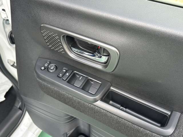 ホンダ Ｎ　ＢＯＸ カスタム ６６０ R7年 (東海) 99