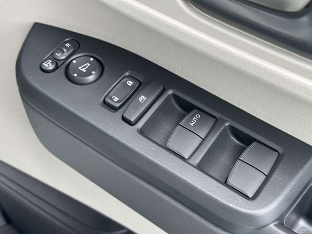 ホンダ Ｎ　ＢＯＸ ６６０ R7年 (東海) 99