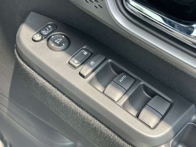 ホンダ Ｎ　ＢＯＸ カスタム ６６０ R7年 (東海) 99