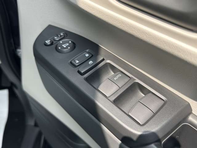 ホンダ Ｎ　ＢＯＸ ６６０ R7年 (東海) 99