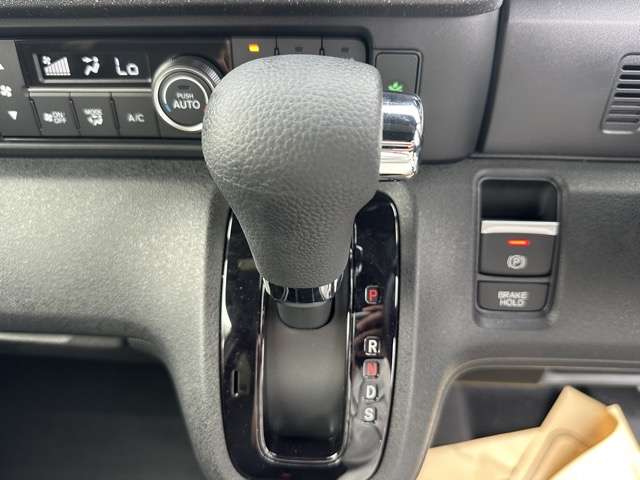 ホンダ Ｎ　ＢＯＸ カスタム ６６０ R7年 (東海) 99