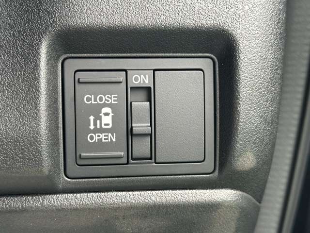 ホンダ Ｎ　ＢＯＸ カスタム ６６０ R7年 (東海) 99