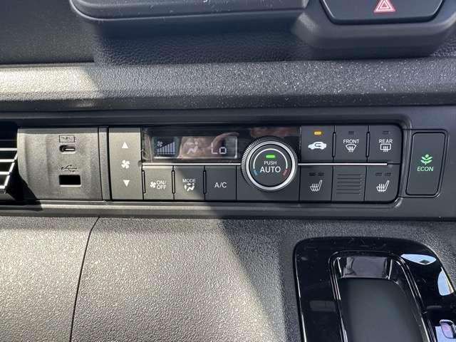 ホンダ Ｎ　ＢＯＸ カスタム ６６０ R7年 (東海) 99