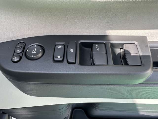 ホンダ Ｎ　ＢＯＸ ６６０ R7年 (東海) 99