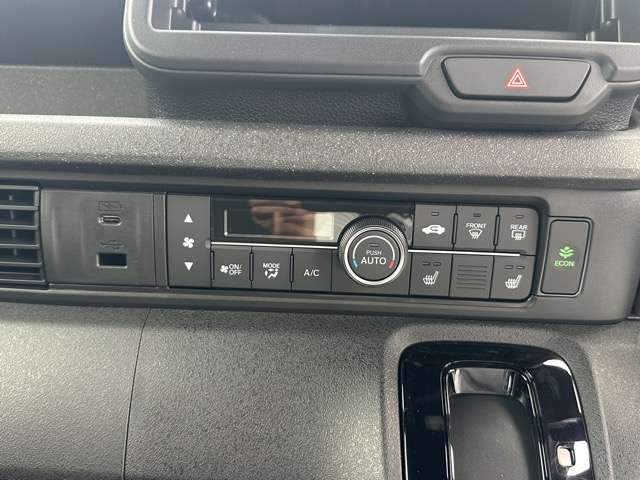 ホンダ Ｎ　ＢＯＸ カスタム ６６０ R7年 (東海) 99