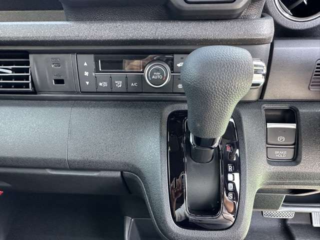 ホンダ Ｎ　ＢＯＸ カスタム ６６０ ターボ R7年 (東海) 99