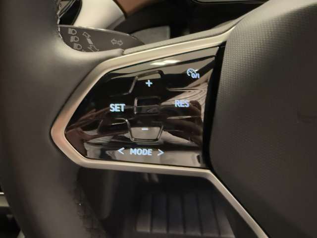 フォルクスワーゲン ＩＤ．４ プロ R5年 (関東) 99