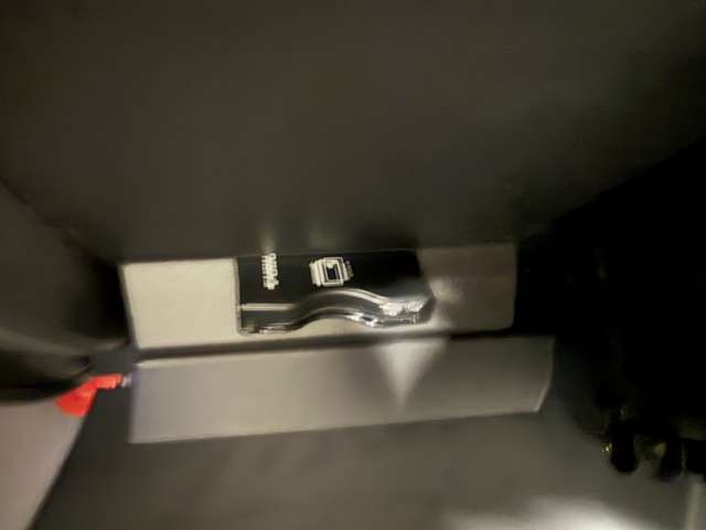 フォルクスワーゲン ＩＤ．４ プロ R5年 (関東) 99