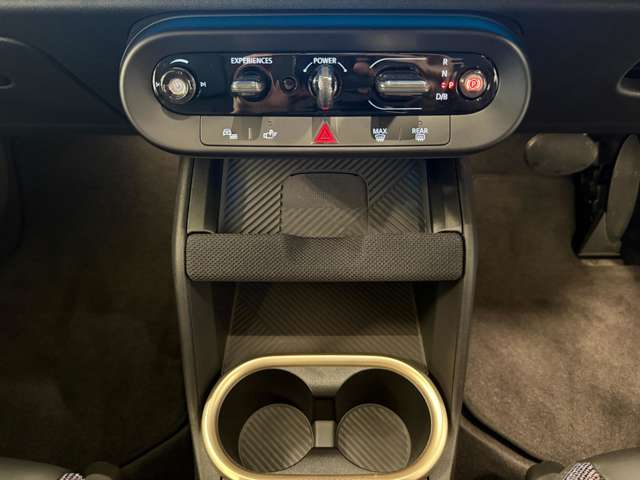 ミニ ミニカントリーマン Ｅ R6年 (関東) 99