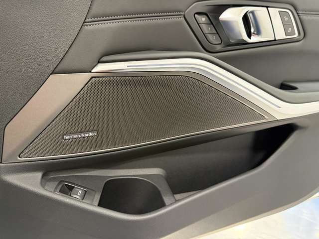 ＢＭＷ Ｍ３　セダン コンペティション Ｍ Ｘドライブ ４ＷＤ R5年 (関東) 99