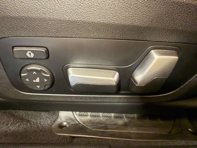 ＢＭＷ Ｍ３　セダン コンペティション Ｍ Ｘドライブ ４ＷＤ R5年 (関東) 99