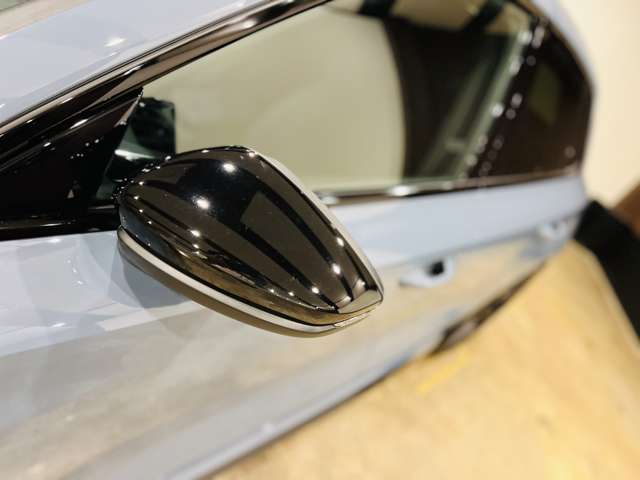 アウディ ＲＳ３　スポーツバック ２．５ ４ＷＤ R6年 (東海) 99